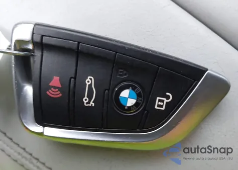 2015 BMW X6 M z USA, uszkodzony, nr VIN 5YMKW8C56F0R42728